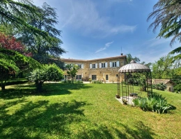 Vignette - Prestigious - A charming house in the woods