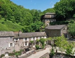 Vignette - Touristique - Moulin à eau, piscine - Sud-Ouest de la France