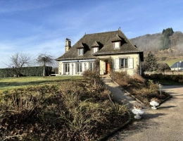 Vignette - Équestre - Maison 5 chambres, 210 m2 avec piscine