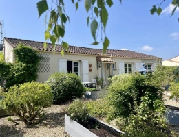 Vignette - Rurale - Maison avec sous-sol, 4 chambres et piscine, vues imprénable
