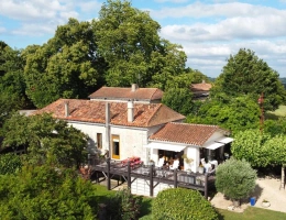 Vignette - Rural - Charming Country Home with Stunning Views and Modern Comfort