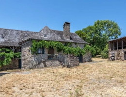 Vignette - Touristique - EXCLUSIVITÉ - PROPRIÉTÉ DE CARACTÈRE EN PIERRE - XVIIe & XVIIIe SIÈCLES - POTENTIEL EXCEPTIONNEL