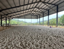 Vignette - Touristique - 48 ha en propriété, 200 ha en location, gîtes, carrière.