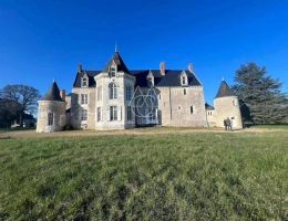 Vignette - Prestige - Rare, château du XV -ème- Un Havre de paix…