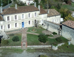Vignette - Prestigious - Propriété de caractère avec dépendances et un terrain constructible