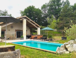 Vignette - Rural - Belle maison en pierre rénovée - 163 m² habitables avec piscine et dépendances
