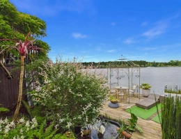 Vignette - Rurale - Sames - Chalet au bord du lac avec ponton à jouissance exclusive