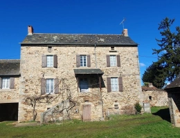 Vignette - Rural - Farmhouse with no neighbors