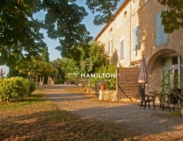 Vignette - Tourist - PROPERTY WITH GITES AND RECEPTION et MEETING FACILITIES