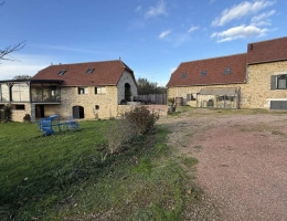 Vignette - Rurale - Belle rénovation d'une authentique ferme quercynoise
