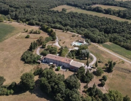 Vignette - Tourist - Estate with five houses set in 51 hectares of rolling countryside