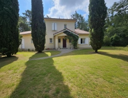 Vignette - Rurale - ÉLÉGANCE PROVENÇALE AU COEUR DE LA NATURE Maison Familiale