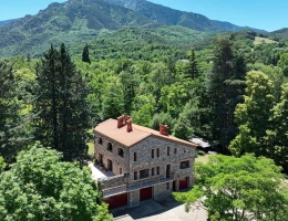 Vignette - Tourist - MAS DE CARACTERE 308M² au Coeur des Pyrénéen - Orientales