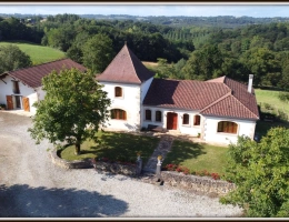 Vignette - Equestrian - 13 Ha Property - Manor House + Apartment + Horse Stables