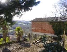 Vignette - Rurale - Grange en cours de transformation à vendre 1 pièces à MONTESQUIOU (32) 42.50 m² sur terrain de 400 m² environ