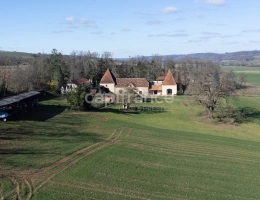 Vignette - Équestre - Domaine exceptionnel, 12 Ha, 2 maisons et grande bâtisse de 1930, grange de stockage, 30 min de Pau