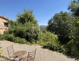 Vignette - Prestige - Mas en pierre, piscine,  proche Valbonne, au calme dans un envir
