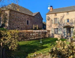 Vignette - Touristique - PROPRIETE DE CHARME AVEC GRANGE ET GITE - PROCHE LAGUEPIE