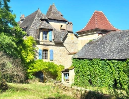 Vignette - Prestige - Maison de caractère de 200 m² avec dépendances et terrain de 6 800 m²