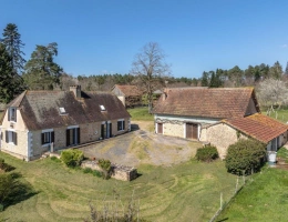 Vignette - Équestre - Corps de ferme en pierre - Un coin de paradis pour les amoureux de nature et de liberté