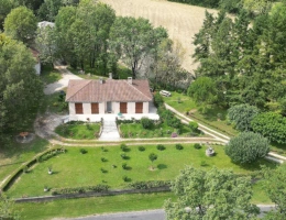 Vignette - Équestre - Propriété de caractère avec maison et dépendances sur 24 hectares dans le Lot