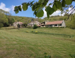 Vignette - Agricultural - Exceptional!!! Real estate complex on 93 hectares of land with a stream, springs...