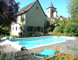 Vignette - Rurale - Maison de caractère renovée avec gîte et piscine - Salles Courbatiés