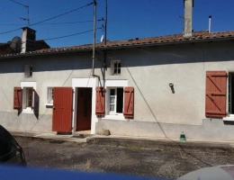 Vignette - Rurale - Chirac - maison avec grange, terrain et source d'eau - petite exploitation