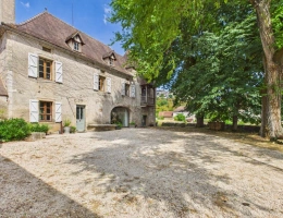 Vignette - Rurale - Propriété de charme avec vue dégagée et accès aux rives du Lot