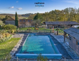 Vignette - Equestrian - 8-room property for sale, 220m2 chalet - horse stalls - outbuildings on 7 hectares of land