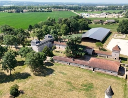 Vignette - Équestre - Propriete équestre et son château, à vendre 14 pièces LE TEMPLE SUR LOT (47)