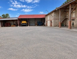 Vignette - Équestre - Propriete à vendre 8 pièces à 25 mn de REIMS (51) PROPRIÉTÉ avec MAISON et FERME sur environ 1,2 ha de TERRAIN