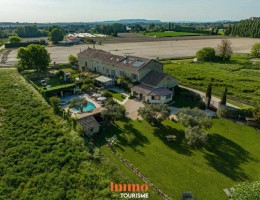 Vignette - Rurale - Mas provençal d'exception avec parc arboré et activité tour