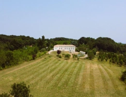 Vignette - Prestige - Manoir 4 chambres, 1 dépendance et grand terrain