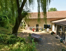 Vignette - Touristique - PROCHE GAILLAC - LOCAL COMMERCIAL + HABITATION