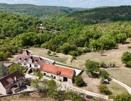 Vignette - Touristique - Propriété de caractère avec maison d'amis sur 15 hectares