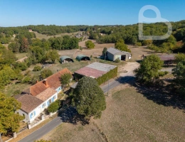 Vignette - Rural - Organic cheese farm on 15 ha with farmhouse and outbuildings