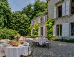 Vignette - Prestige - Château entièrement restauré sur 5 hectares