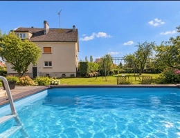 Vignette - Rurale - Axe NANCY EPINAL - PROPRIÉTÉ à vendre 7 pièces secteur CHARMES (88) avec PISCINE hors-sol, JACUZZI et TERRAIN de 2415 m2