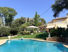 Vignette - Prestige - Propriete à vendre 6 pièces SAINT RAPHAEL (83)