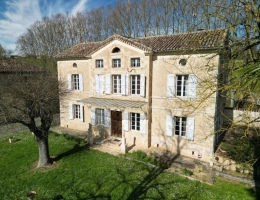 Vignette - Touristique - Maison d'époque avec maison d'amis et grand parc