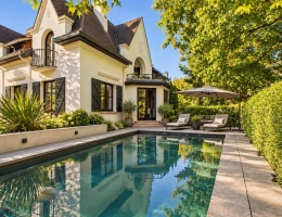 Vignette - Prestige - Maison de caractère de 355m² avec piscine  et studio indépendant