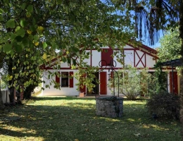 Vignette - Rurale - Une ferme de 1859, ses 4 600 m² de parc et sa piscine