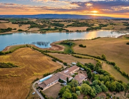 Vignette - Tourist - In the South of France, between Toulouse and Carcasonne, An exceptional Estate on the shores of lake Ganguise