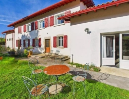 Vignette - Touristique - Demeure d'exception - 4 logements pour réunir votre famille au Pays Basque