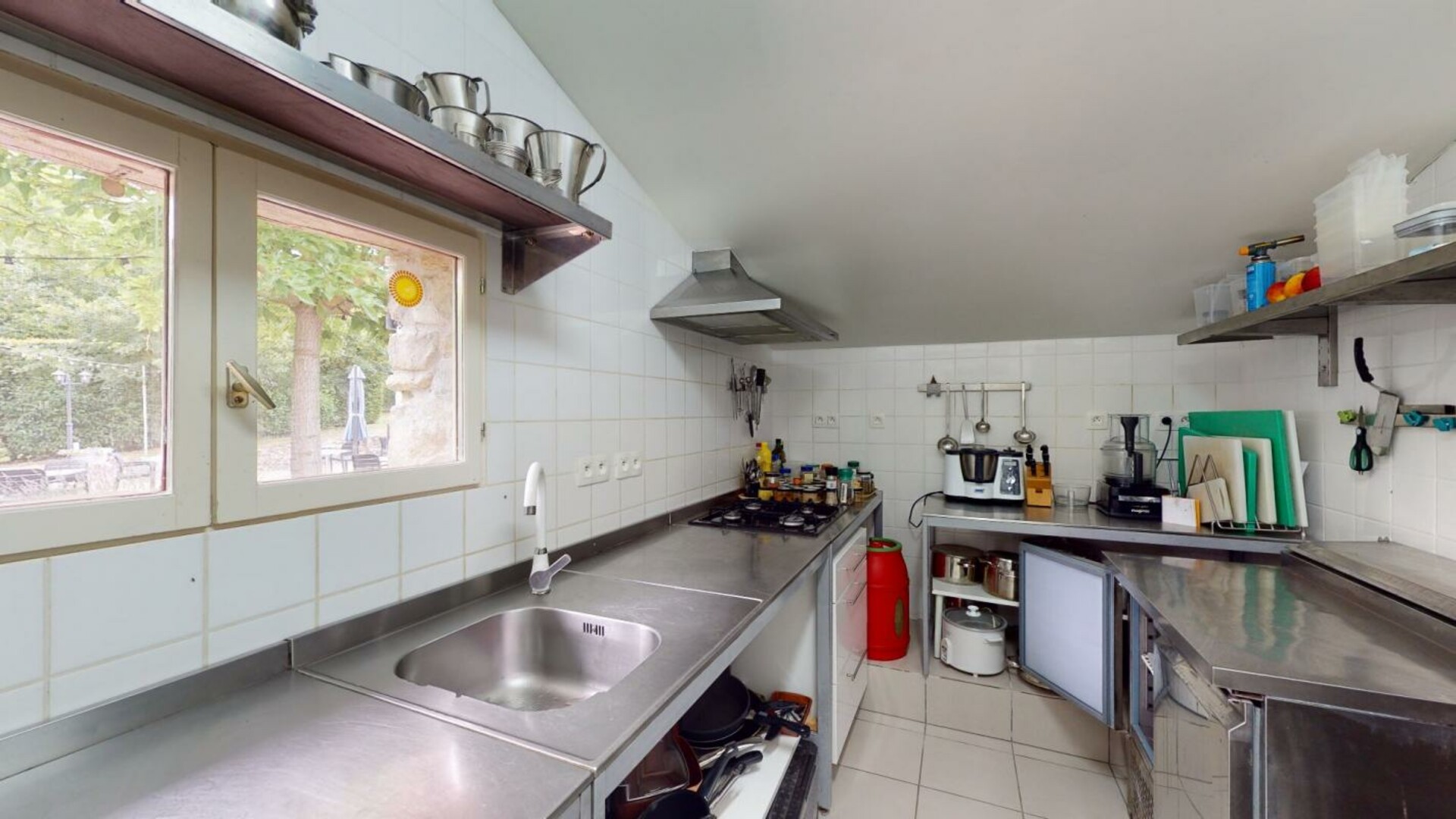 Photos 15 - Prestigious - Property