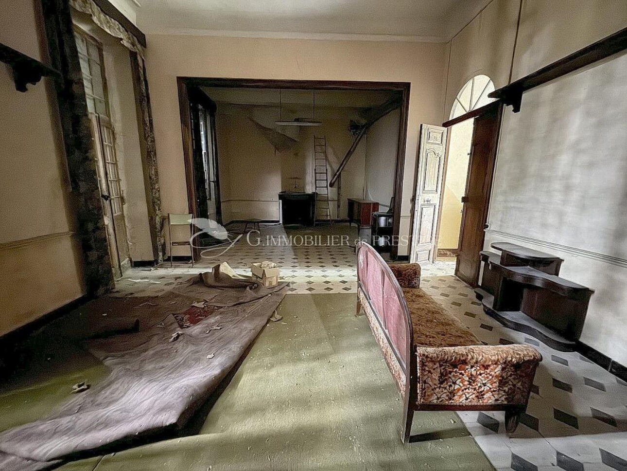 Photos 11 - Prestige - A Sault, en exclusivité, une propriété à restaurer avec vue