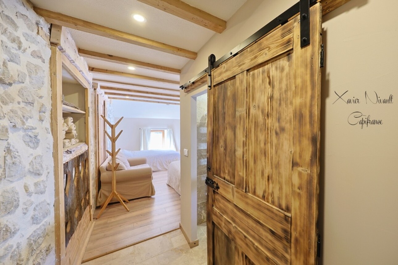 Photos 14 - Tourist - Property for sale 15 rooms LE GRAND ABERGEMENT (01)