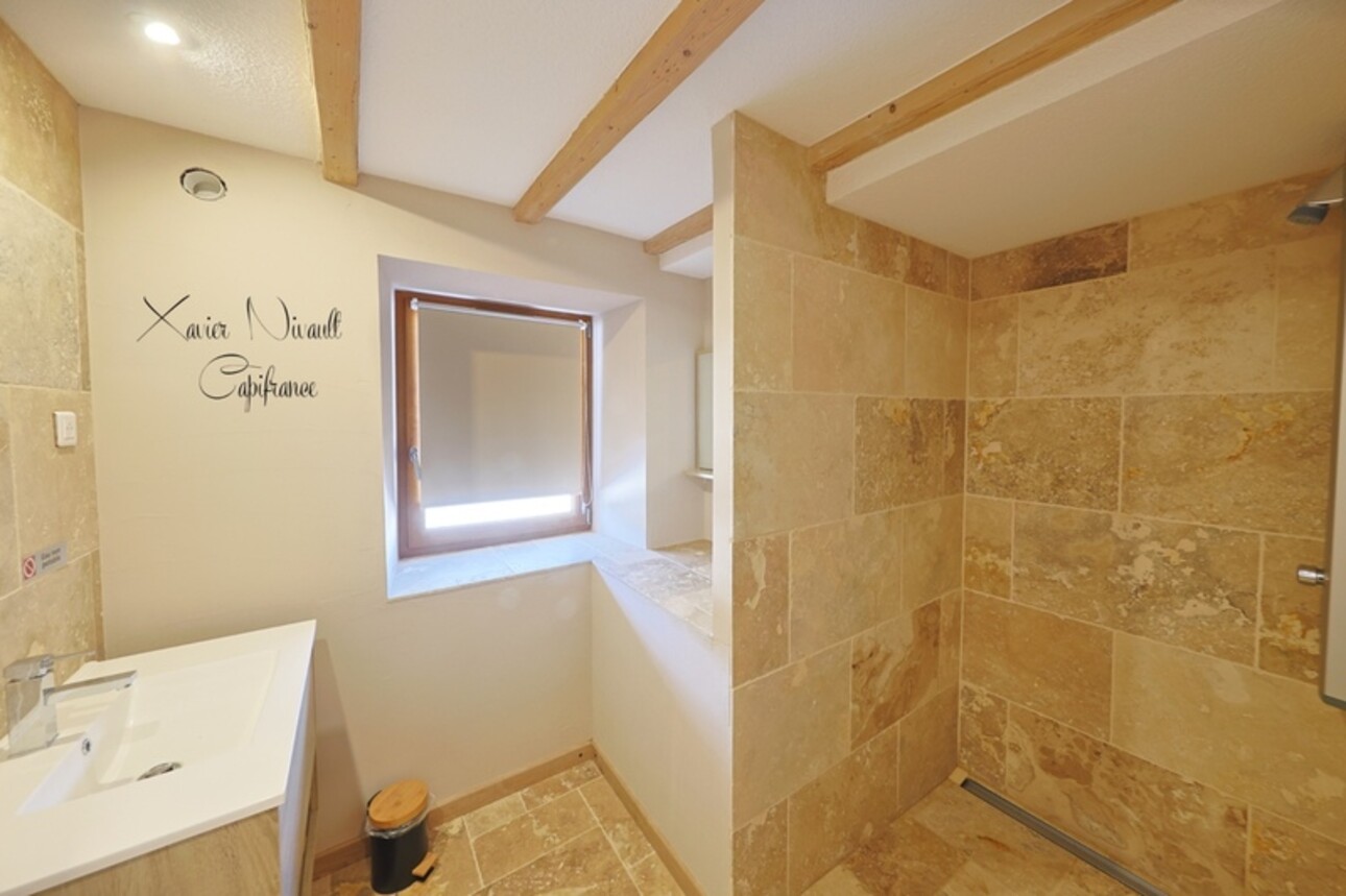 Photos 16 - Tourist - Property for sale 15 rooms LE GRAND ABERGEMENT (01)