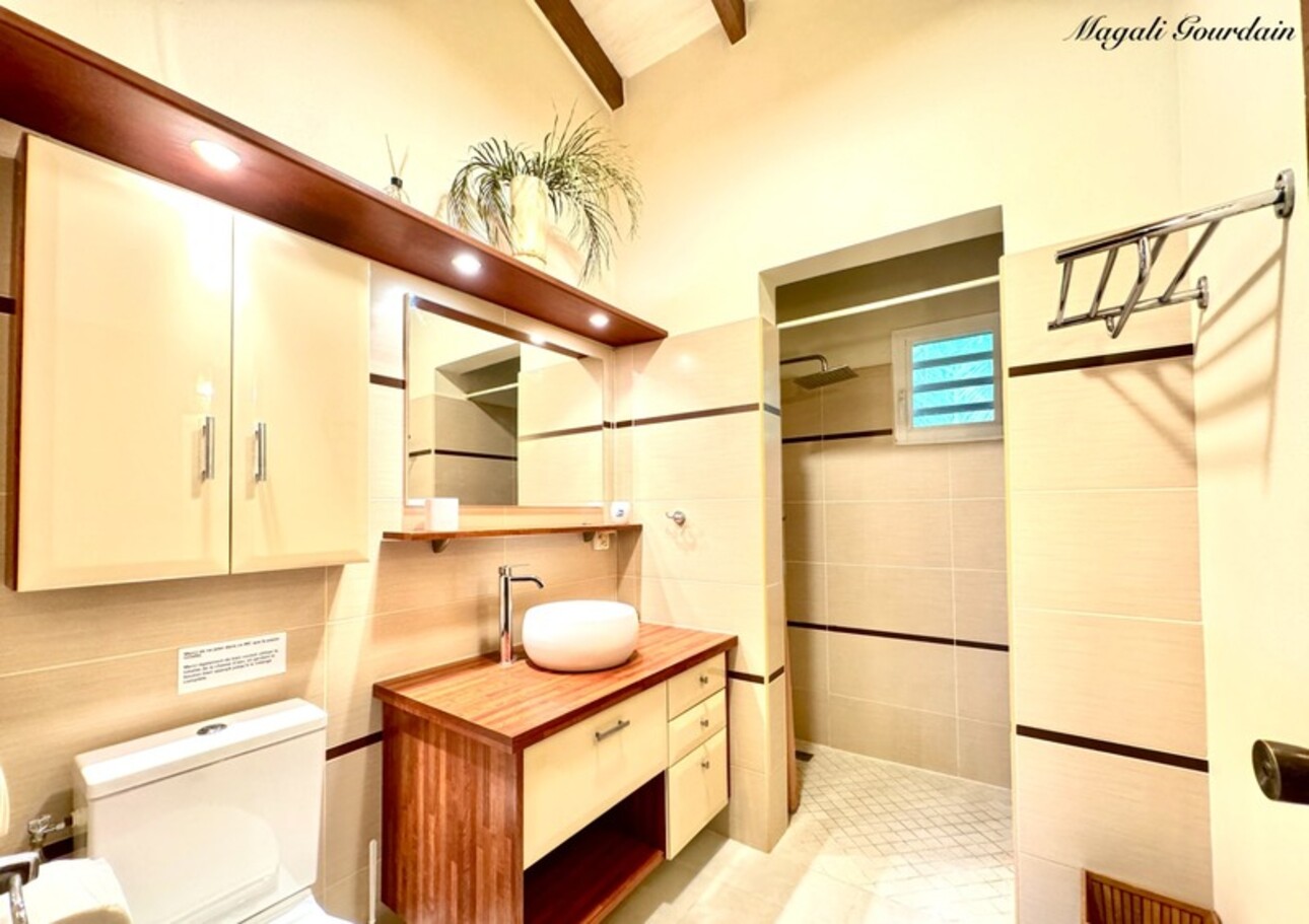 Photos 16 - Prestigious - SAINT FRANCOIS - MAGNIFICENT PROPERTY: VILLA WITH ITS INDEPENDENT BUNGALOW